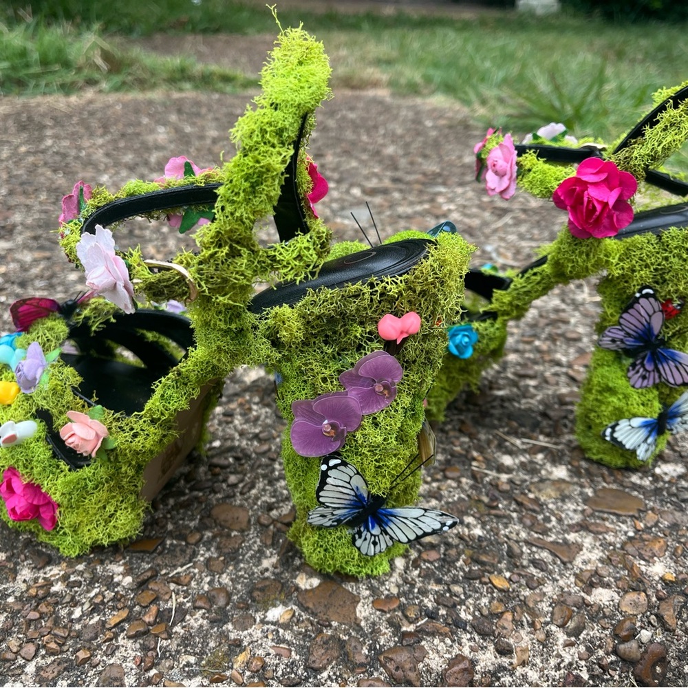 Vibrant Floral & Butterfly Platform Garden Fairy Heels - Picture 4 of 4